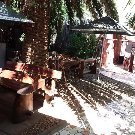 מהיקנג Larona Inn מראה חיצוני תמונה